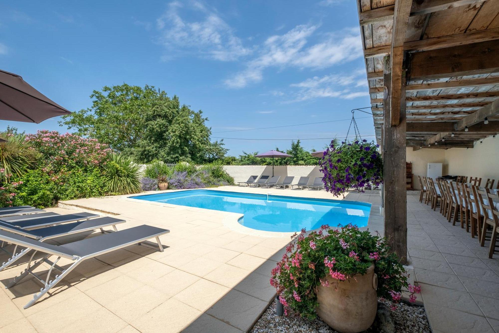 Bed and Breakfast Domaine Chez Les Rois Berneuil  Екстер'єр фото